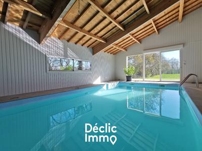 Maison en pierre - 141 m² - 6 pièces