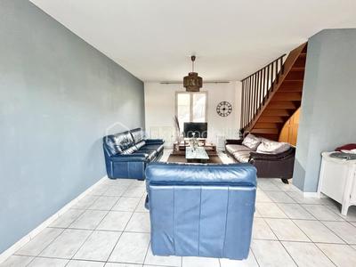 Maison - 87 m² - 5 pièces