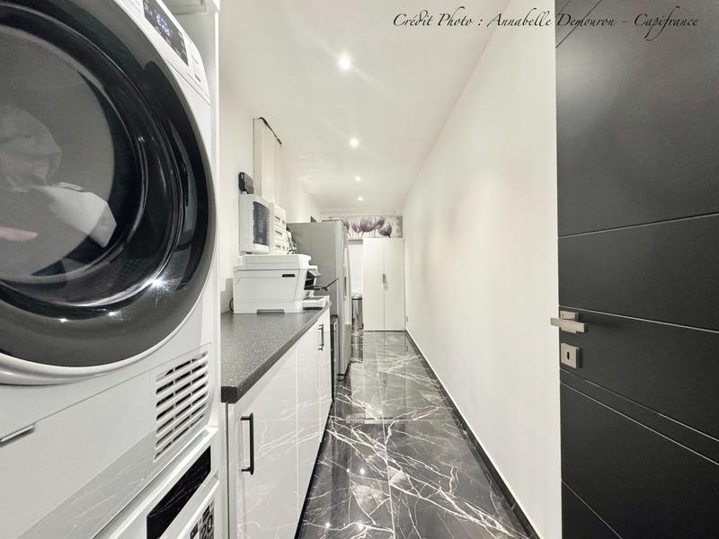 Maison d'architecte - 200 m² - 7 pièces