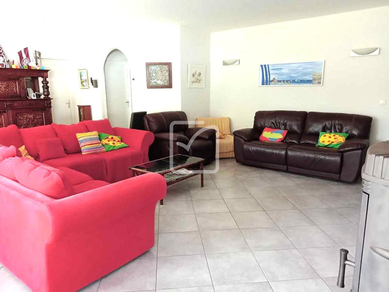 Maison - 170 m² - 7 pièces