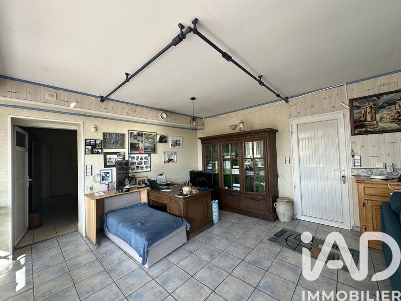 Maison - 182 m² - 3 pièces