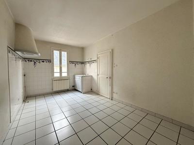 Appartement - 95 m² - 3 pièces