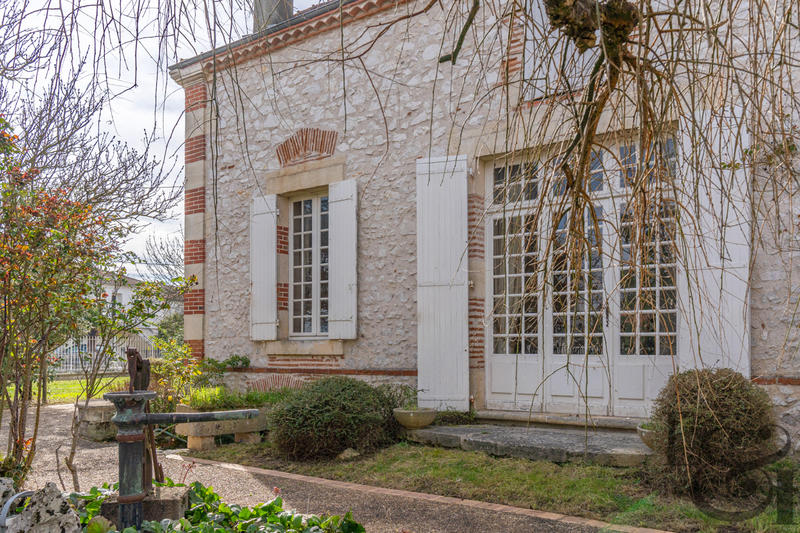 Maison - 166 m² - 5 pièces