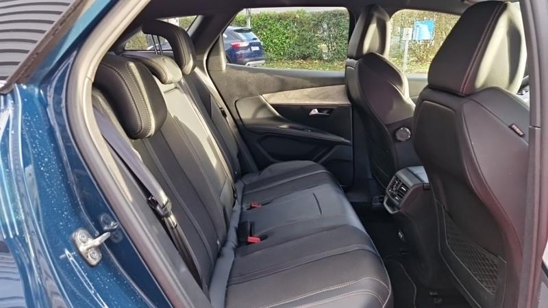 Peugeot 3008 Hybrid 225 E-Eat8 Gt