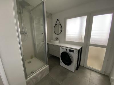 Appartement - 84 m² - 5 pièces