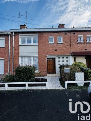 Maison - 90 m² - 4 pièces