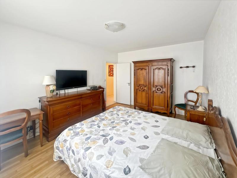 Appartement - 122 m² - 5 pièces