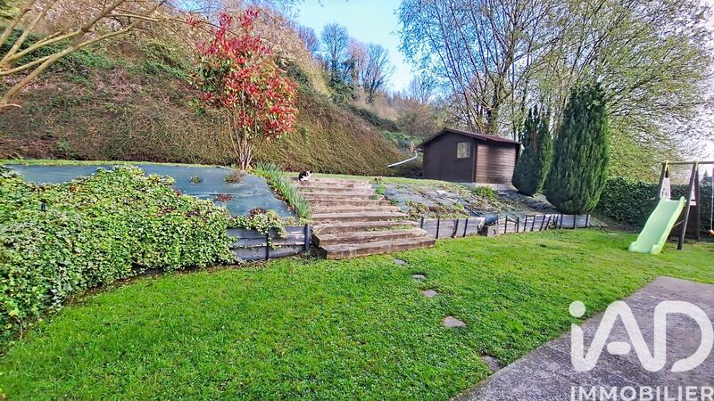 Maison - 105 m² - 5 pièces