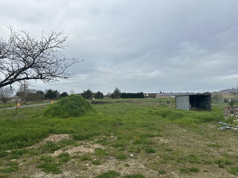 Corps de ferme - 220 m² - 1 pièce