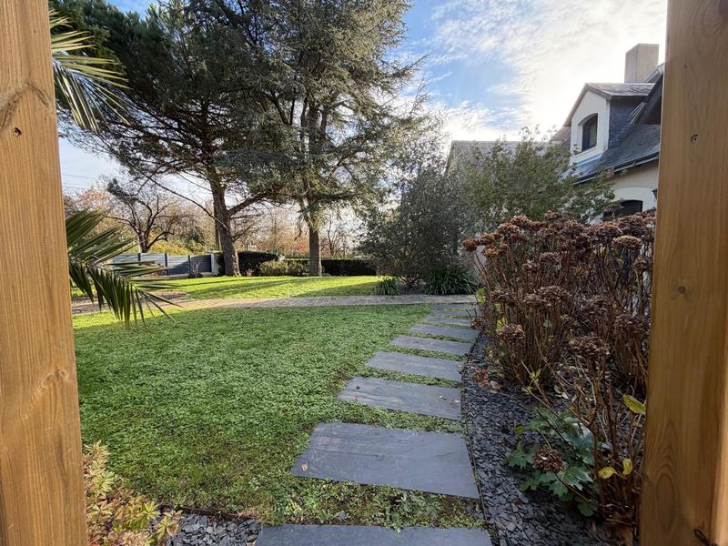 Villa - 200 m² - 8 pièces