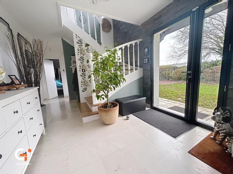 Maison - 197 m² - 7 pièces