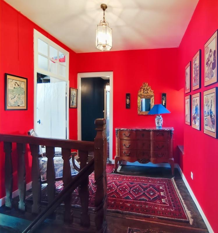 Maison traditionnelle - 231 m² - 8 pièces