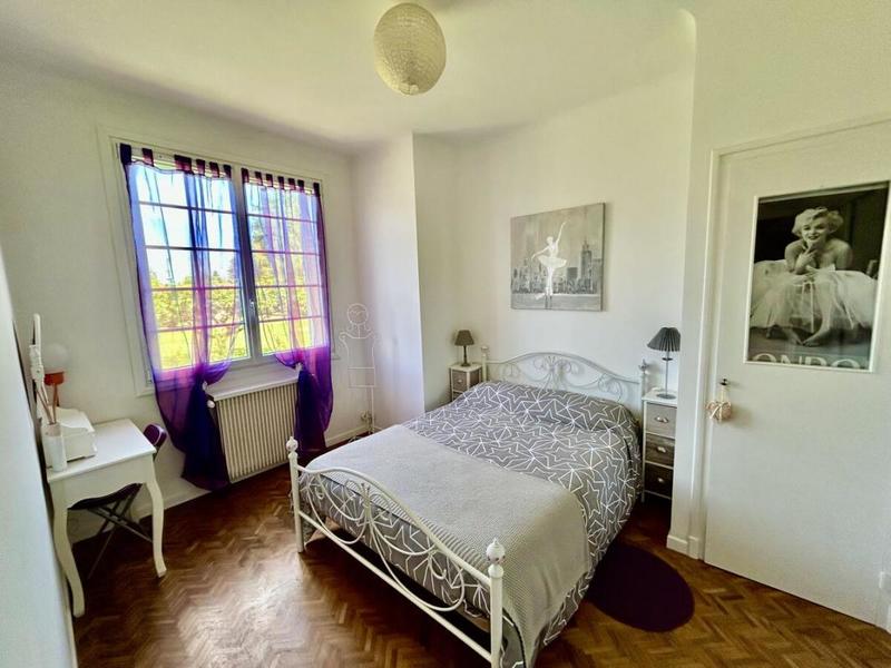 Maison - 224 m² - 6 pièces