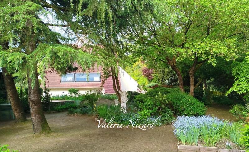 Maison d'architecte - 205 m² - 7 pièces