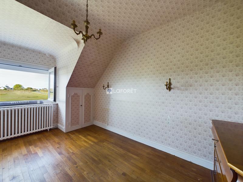 Maison - 121 m² - 6 pièces