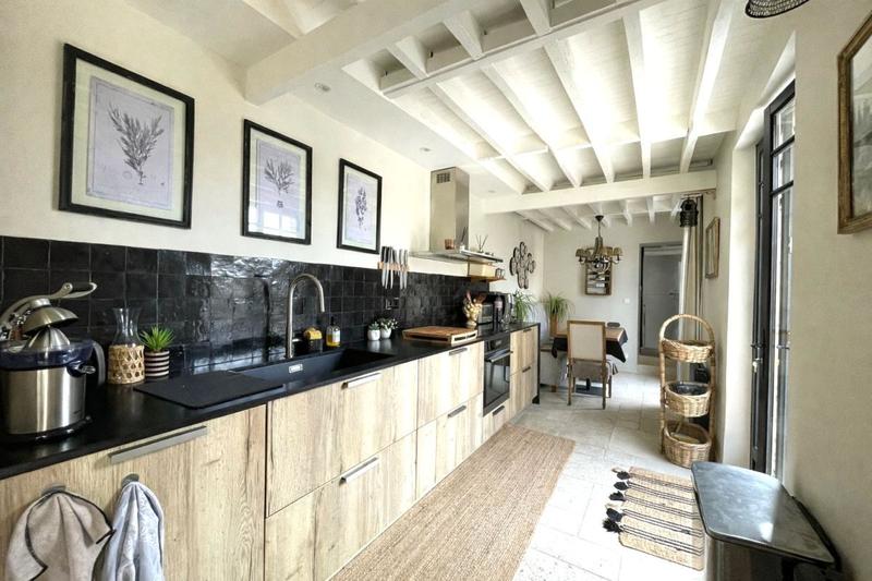 Propriété - 176 m² - 5 pièces