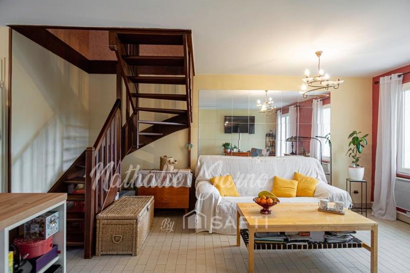 Maison - 91 m² - 5 pièces