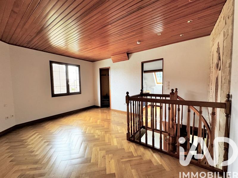 Maison - 170 m² - 6 pièces