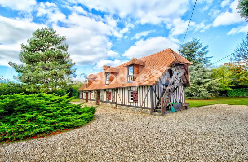 Maison - 96 m² - 7 pièces