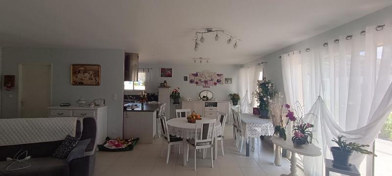 Maison - 105 m² - 4 pièces