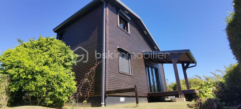 Villa - 267 m² - 8 pièces