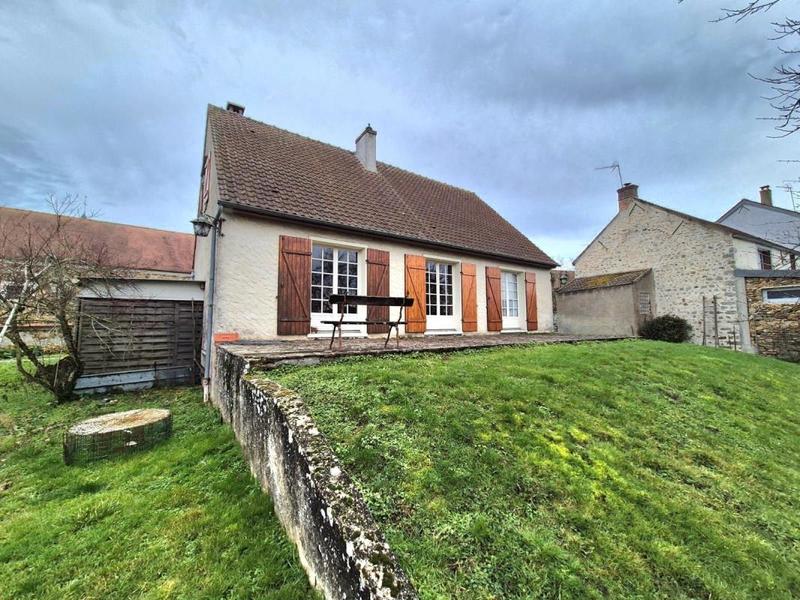 Maison - 136 m² - 5 pièces