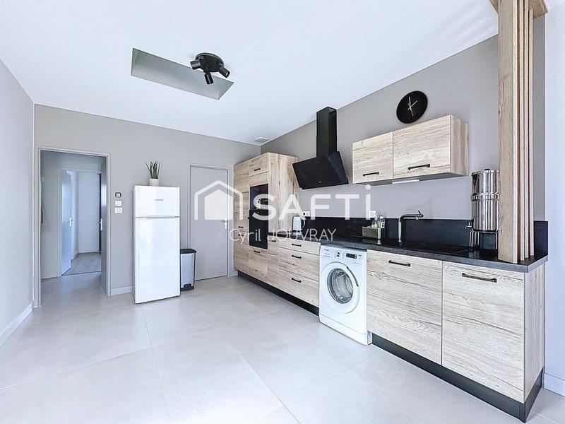 Maison - 88 m² - 4 pièces