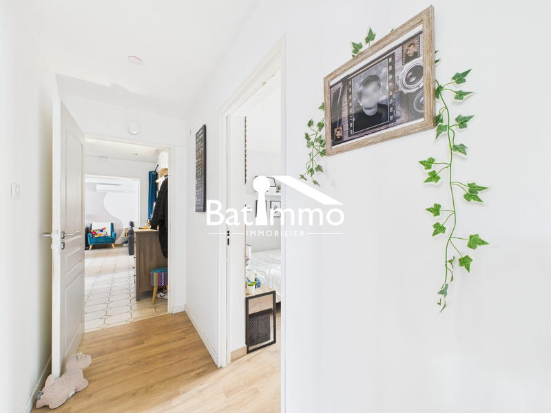 Appartement - 86 m² - 5 pièces