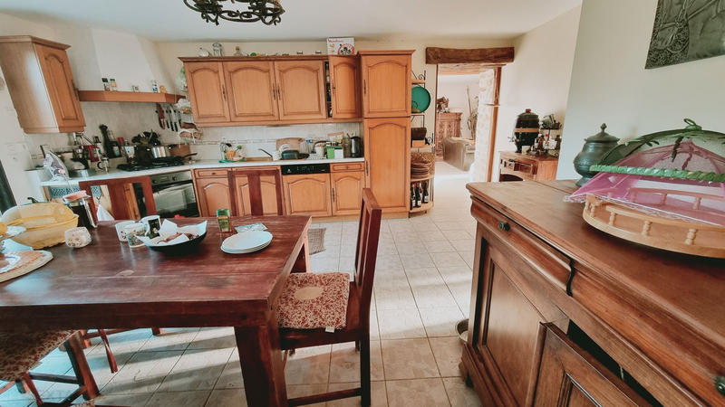 Maison - 267 m² - 8 pièces