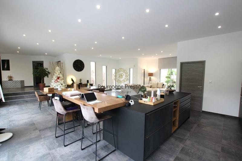 Maison d'architecte - 169 m² - 4 pièces