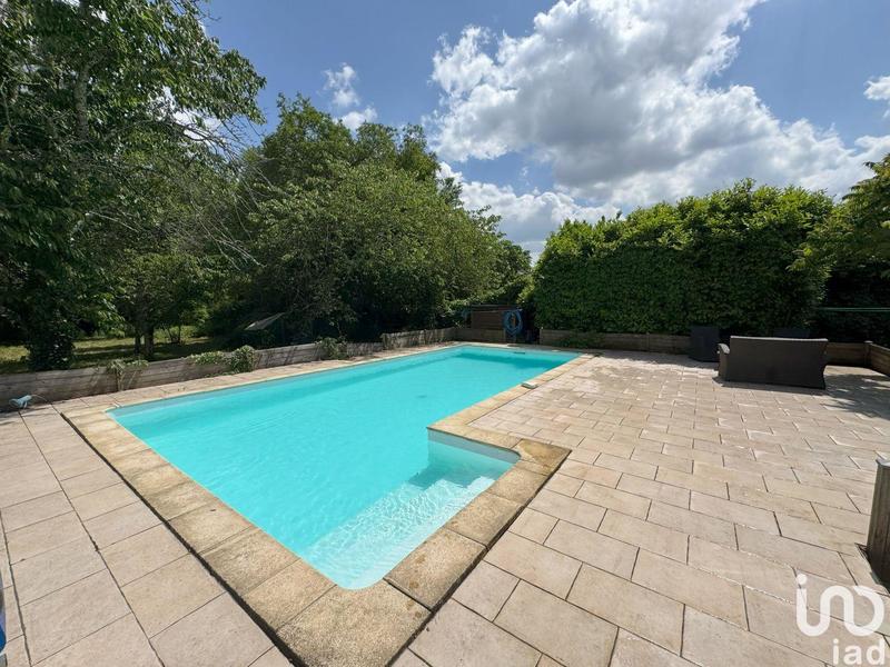 Maison - 143 m² - 5 pièces