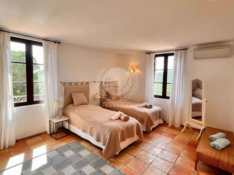 Villa - 125 m² - 5 pièces