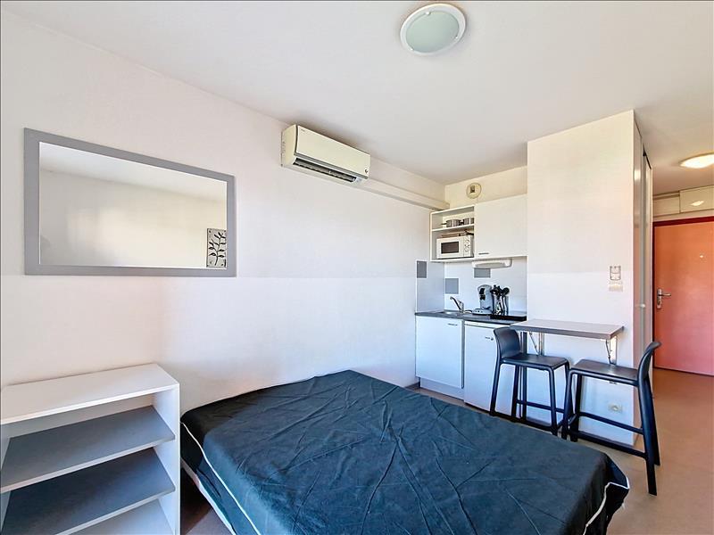 Studio - 18 m² - 1 pièce