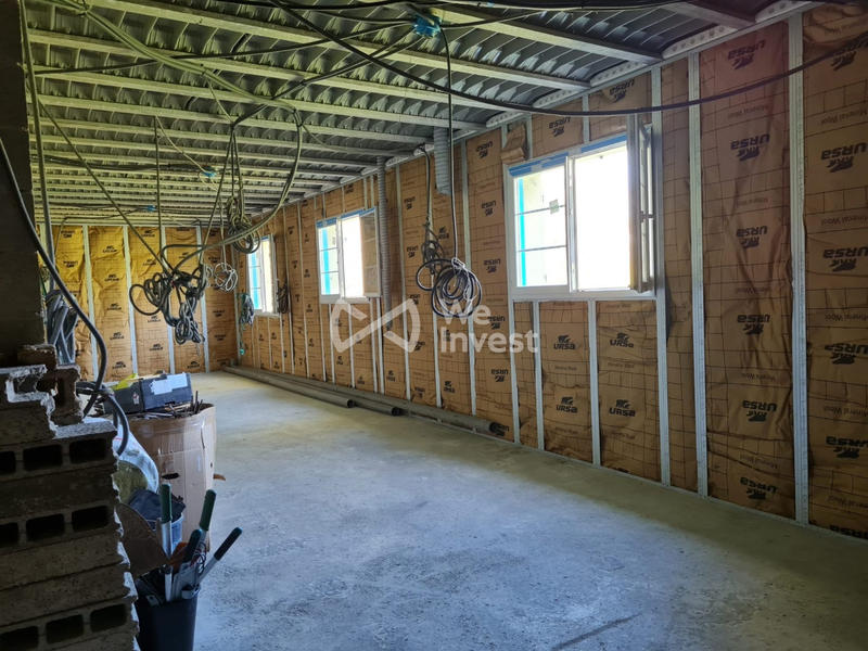 Maison - 180 m² - 8 pièces