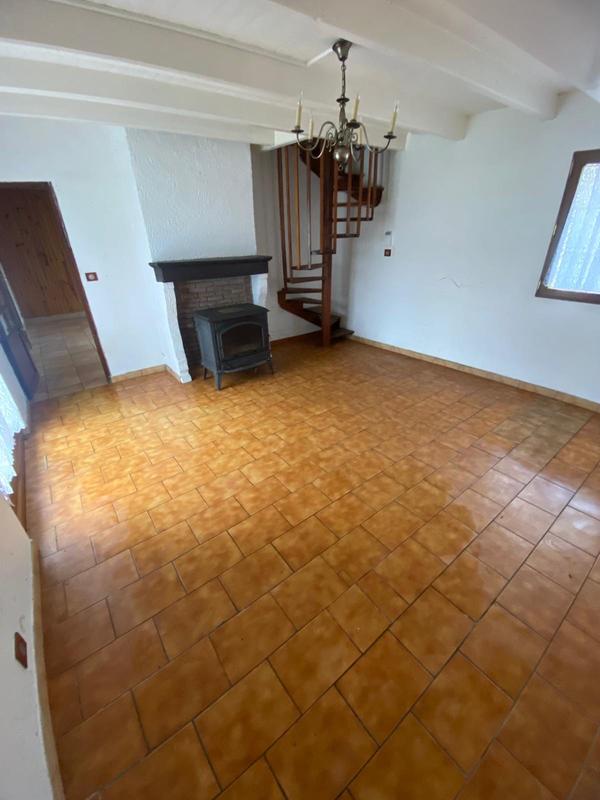 Maison - 104 m² - 4 pièces