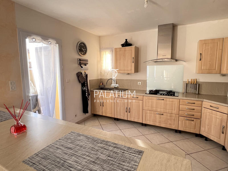 Maison - 145 m² - 6 pièces