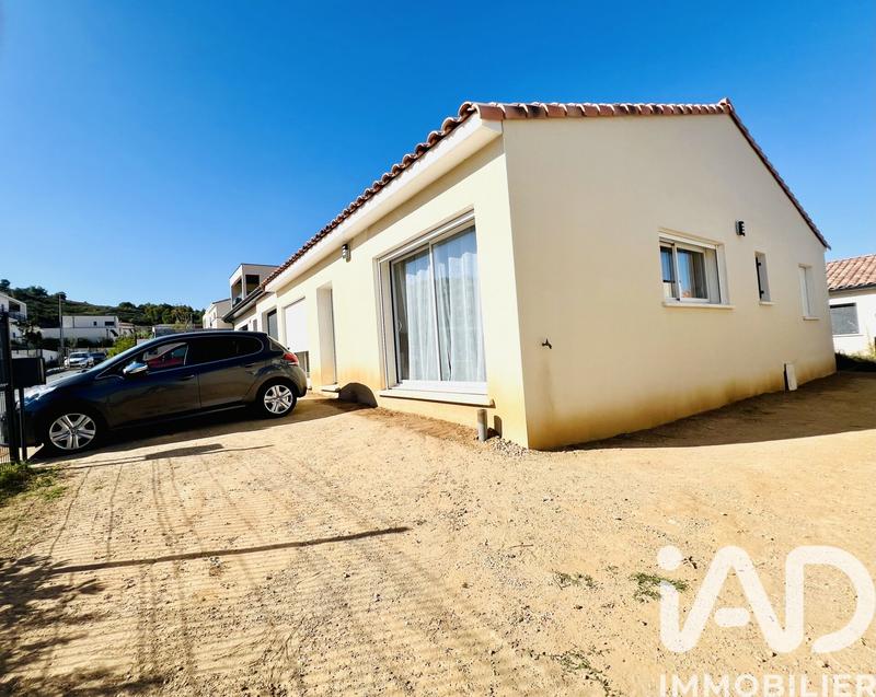 Maison - 96 m² - 5 pièces