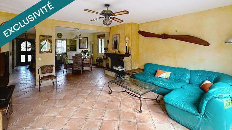 Maison - 224 m² - 8 pièces