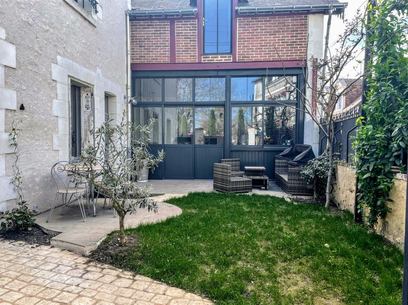 Maison - 198 m² - 7 pièces