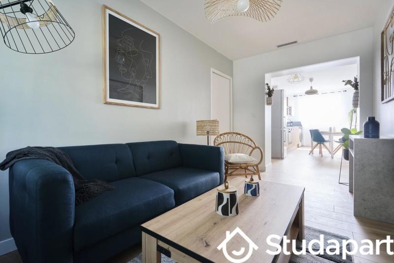 Chambre - 10 m² - 1 pièce