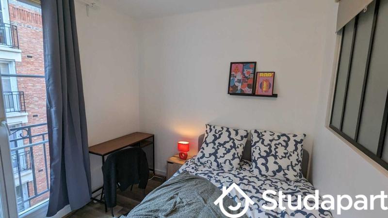 Chambre - 10 m² - 1 pièce