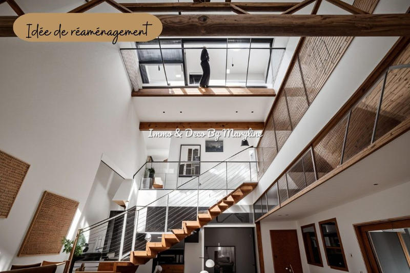 Loft - 225 m² - 6 pièces