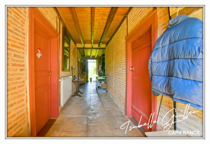 Maison - 262 m² - 7 pièces