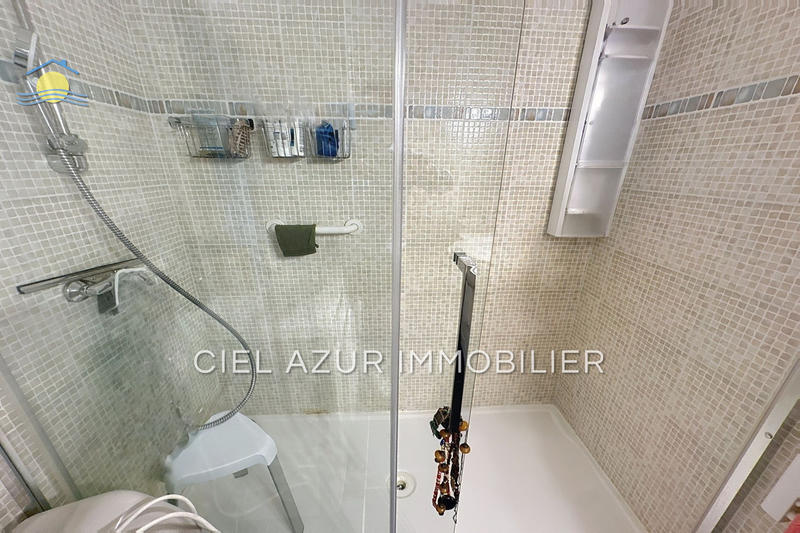 Appartement - 77 m² - 3 pièces