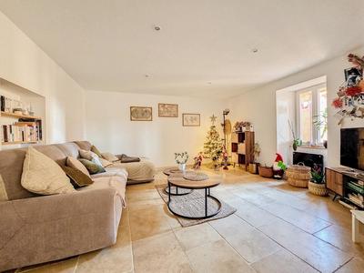 Maison de village - 130 m² - 5 pièces