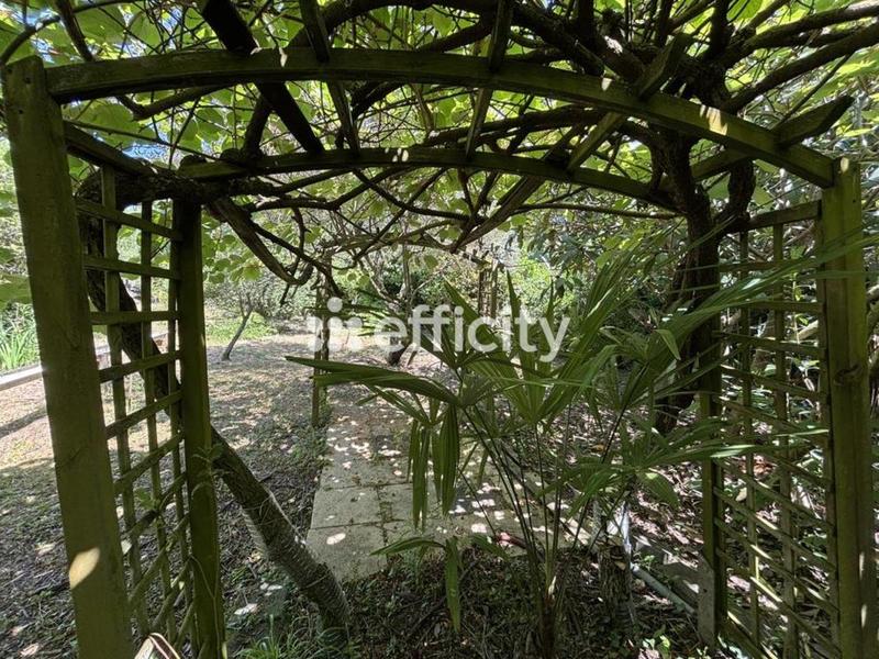 Maison - 148 m² - 6 pièces