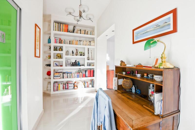 Maison - 245 m² - 8 pièces