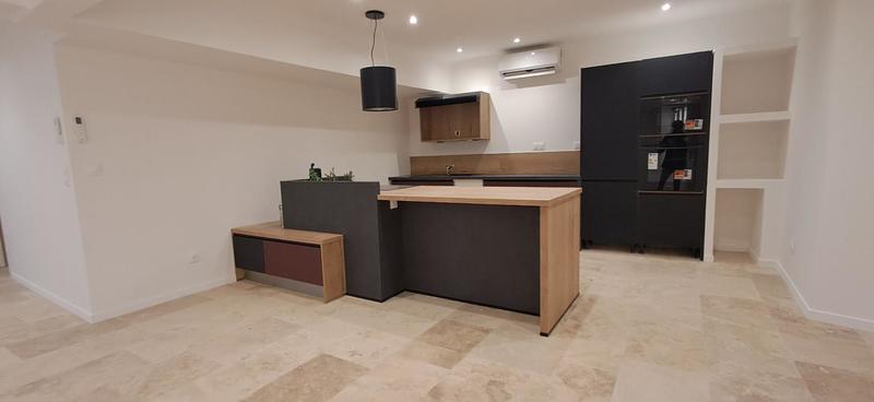 Appartement - 120 m² - 5 pièces