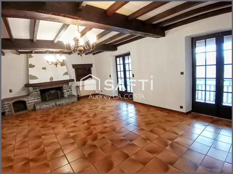 Appartement - 122 m² - 4 pièces