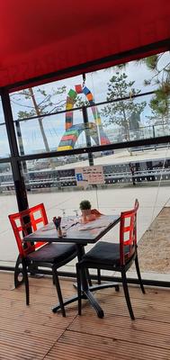 Le Ferry Boat : Bar-Café-Concert et Brasserie du midi.